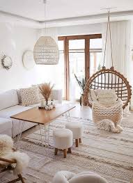 The sides of a pallet bed can serve as shelves for the books. 40 Outstanding Boho Chic Living Room Decor Ideas In Natural Colors