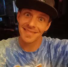 Disc golf community debates ethics of finding and keeping lost discs