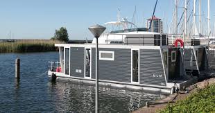 Lelystad is a quiet city, and close to amsterdam and zwolle by train or car. Lelystad Marina Marina Parcs