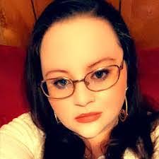 Natasha Henning's Instagram, Twitter & Facebook