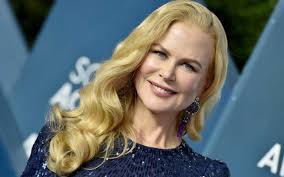 Nicole kidman hazájában, ausztráliában már népszerű színésznő volt, amikor a világ megismerte a halálos nyugalom című thrillerben. Nicole Kidman Attetszo Estelyiben Tundokolt Csodaszep Volt A Sag Awardson Vilagsztar Femina