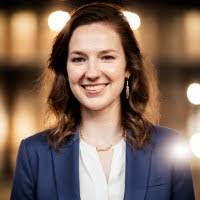 Amanda Brainerd's Instagram, Twitter & Facebook