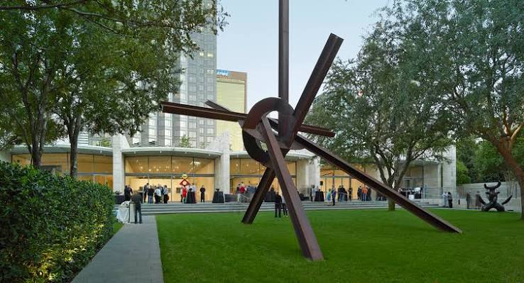 Exterior view of Nasher Sculpture Center