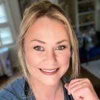 Sarah Densmore's Instagram, Twitter & Facebook