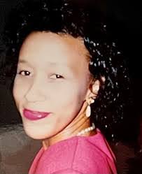 Constance Floyd's Instagram, Twitter & Facebook