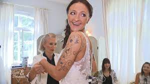 Günstig brautkleider online verkaufen,persunkleid bietet tolle billige hochzeitskleider 2015,und kleider für besondere anlässe an.kaufen sie sofort bei persun ein! Zwischen Tull Und Tranen Maria Ist Noch Kleiner Als Size Zero