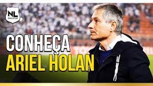 Actualmente dirige a santos del campeonato brasileño de serie a. Veja Como Jogam Os Times De Ariel Holan Novo Treinador Do Santos Youtube