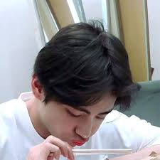 La secuencia más bonita de Taehyung...