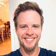 Henry Timmons's Instagram, Twitter & Facebook