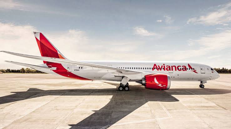 Avianca retorna a Tocumen tras impacto con un ave; vuelo llevaba 60 pasajeros rumbo a Bogotá