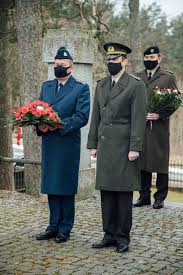 Die balten setzten sich dank einem blitzstart mit 2:1 in moldawien durch. Lettisches Verteidigungsministerium Lettische Manner Mussten Militardienst Leisten Und In Der Zaristischen Armee Kampfen