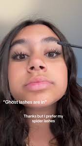 What Was Scared to Use to The Spider Lashes
