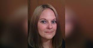 Stephanie Glisson's Instagram, Twitter & Facebook