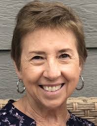 Lindsay Krueger's Instagram, Twitter & Facebook