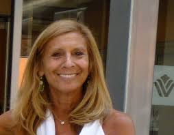 I Am Hava: A Song's Story of Love, Hope & Joy: Lewkowicz, Freda, Benjamin,  Siona: 9781951365066: Books