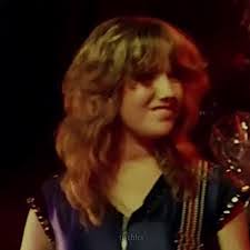 Vicky Blue's Instagram, Twitter & Facebook