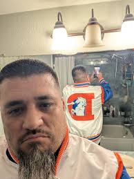 My cousin hooked me up with this jacket what y'all think and wait to rock it