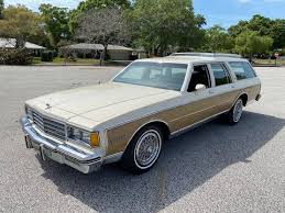 It was the most popular american car in the sixties and early seventies, which, during its lifetime, included the biscayne, bel air, and impala. 1984 Chevrolet Caprice Station Wagon 305 Cui V8 Youtube