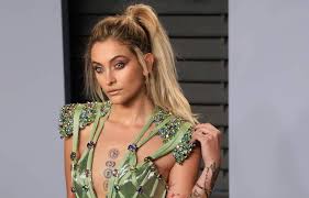 Janet damita jo jackson, née le 16 mai 1966 à gary (indiana), est une chanteuse, danseuse et actrice américaine. Personne N A Invite Paris Jackson Au Sacre De Sa Tante Janet Jackson