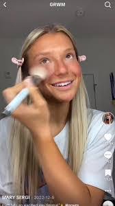 Mary Sergi's Instagram, Twitter & Facebook