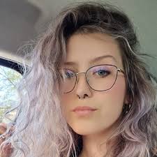 Barbara Centrone's Instagram, Twitter & Facebook