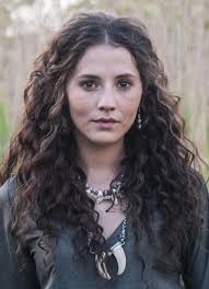 Iseult The Last Kingdom Wiki Fandom The Last Kingdom Kingdom Woman Alexander Dreymon