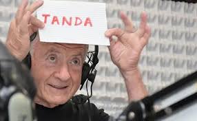 Julio Lagos: "Me transpiran las manos, escribo, tacho, borro”