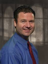 Find Realtors & Real Estate Agents in 98033