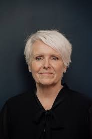 Tracy Potter's Instagram, Twitter & Facebook