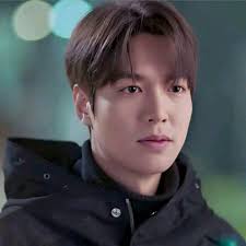 Famosos Coreanos added a new photo.