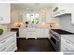 Adelphi kitchens & cabinetry offers versatility through an endless selection of colors, wood grains, and finishes. 205 Highland Ave Ridgewood Nj 07450 Realtor Com Home Kitchen Ridgewood