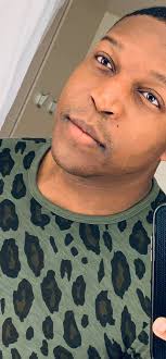 To anyone curious about my ability/inability to grow a beard or mustache, I  STRUGGLE 🙃 Thursday to Tuesday #scruffybeard