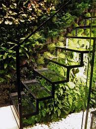 Living Stairs A Fresh And Green Design Alternative For Any Traditional Stair Cases Schone Treppe Innengarten Garten Design