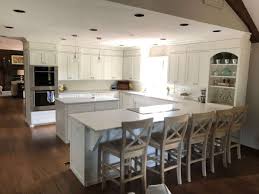 Homestead ii door perimeter in bright white and ebony with rub through benton door used on the island. Cabinet Refacing Turns Tired Oak Kitchen Into A Stunner Records Cabinets