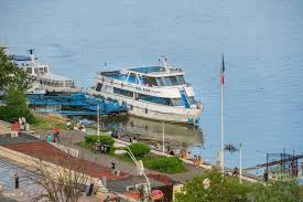 Lunile cele mai populare sunt insa cele de vara. Croaziere Pe Dunare Vega Hotels