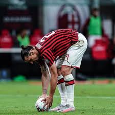 Also read paul pogba, josé. 1 9 Mi Curtidas 19 5 Mil Comentarios Zlatan Ibrahimovic Iamzlatanibrahimovic No Instagram My Bes Zlatan Ibrahimovic Ibrahimovic National Football Teams