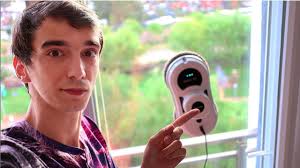 Apartman cam temizliği, çiftli cam temizleme aleti, çift cam temizleme aparatı, güçlü mıknatıslı cam silme aparatı, çiftli cam silme aparatı, çift taraflı mıknatıslı cam. Cam Temizleme Robotu Testte Youtube