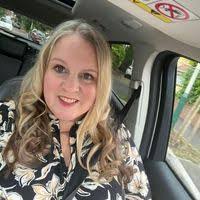 Vicky Mcconnell's Instagram, Twitter & Facebook