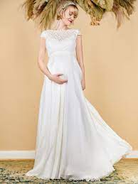 Schon die suche nach dem perfekten kleid zaubert ein strahlen auf das. Kollektion Elbbraut