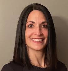 Darcy Pratt's Instagram, Twitter & Facebook