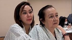 Sikap Ibu Denise Chariesta Disorot saat Acara Gender Reveal, sampai Bikin  Netizen Ikut Mewek