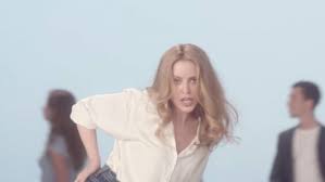 Kylie minogue talks to glamour about her post break up trip with her. Kylie Minogue Videostatic