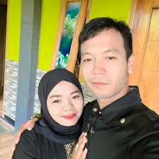 Kung hei fat joi Sandai king hong Lo ma ceng saan Cut yaap beNg