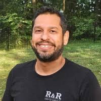 700+ "Dan Millan" profiles