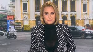 Andreea esca, de 25 de ani la pro tv: Pin On Cleavage