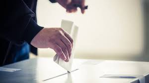 Pues aquí es igual, deslizas al lateral y vas atrás, se hace de la misma manera. Donde Tengo Que Votar Consulta Aqui Cual Es Tu Colegio Electoral Este 10 N