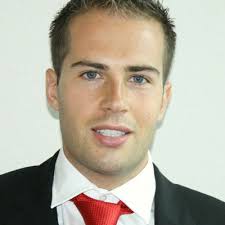 I am pleased to be joining Nick, Michaela and Shylene for my first day at  Munich Re Syndicate.