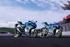 Suzuki withdrew from competition at the end of the 2011 season. Suzuki Gsx R 1000 R Im Moto Gp Dress Auto Medienportal Net