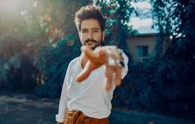 El ganador del reality show colombiano factor x, transmitido por rcn, camilo echeverry, recurrió a sus redes sociales para mostrar a sus casi dos millones de seguidores en instagram el nuevo tatuaje que lo acompañará de ahora en adelante en honor a su pareja evaluna. Camilo Echeverry En 10 Datos Que Quizas No Sabias Sobre El Latido Music