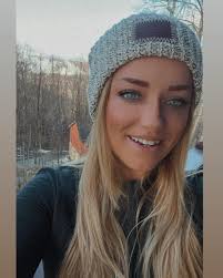 Brooke Powell (@bluntblonde345) • Instagram photos and videos